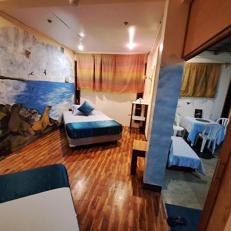 Cozy Hosting Galapagos Apartamento Puerto Ayora  Exterior foto