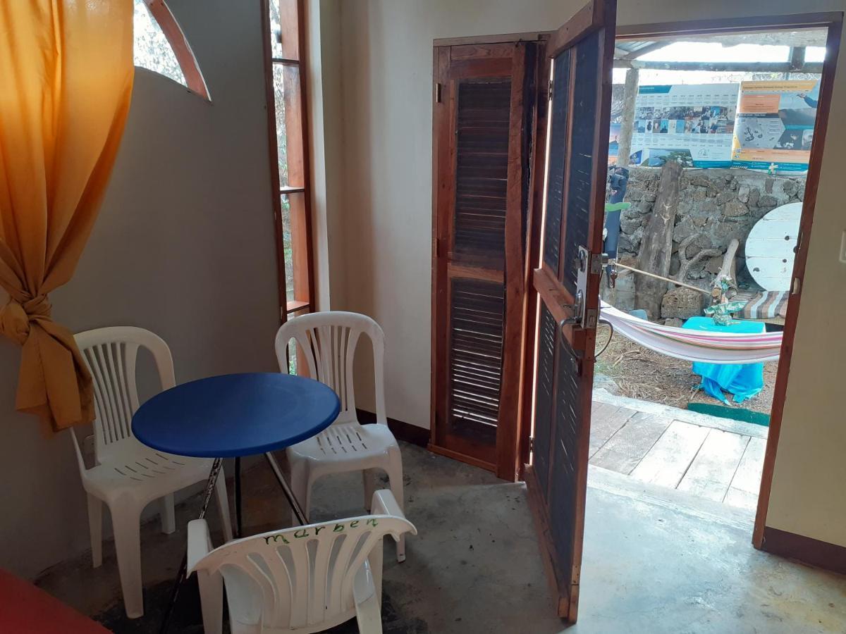 Cozy Hosting Galapagos Apartamento Puerto Ayora  Exterior foto