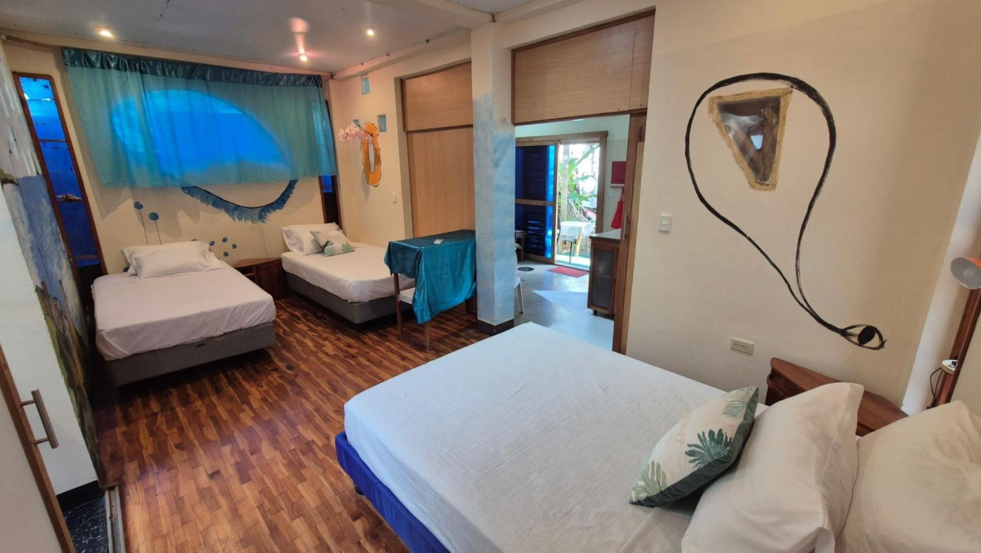 Cozy Hosting Galapagos Apartamento Puerto Ayora  Exterior foto